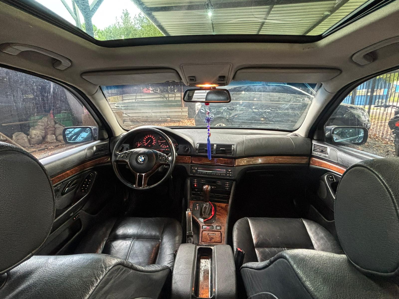BMW Serie 5 foto 8