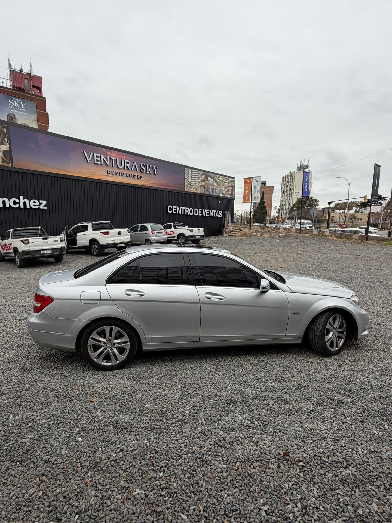 Mercedes Benz C200 w204 foto 5