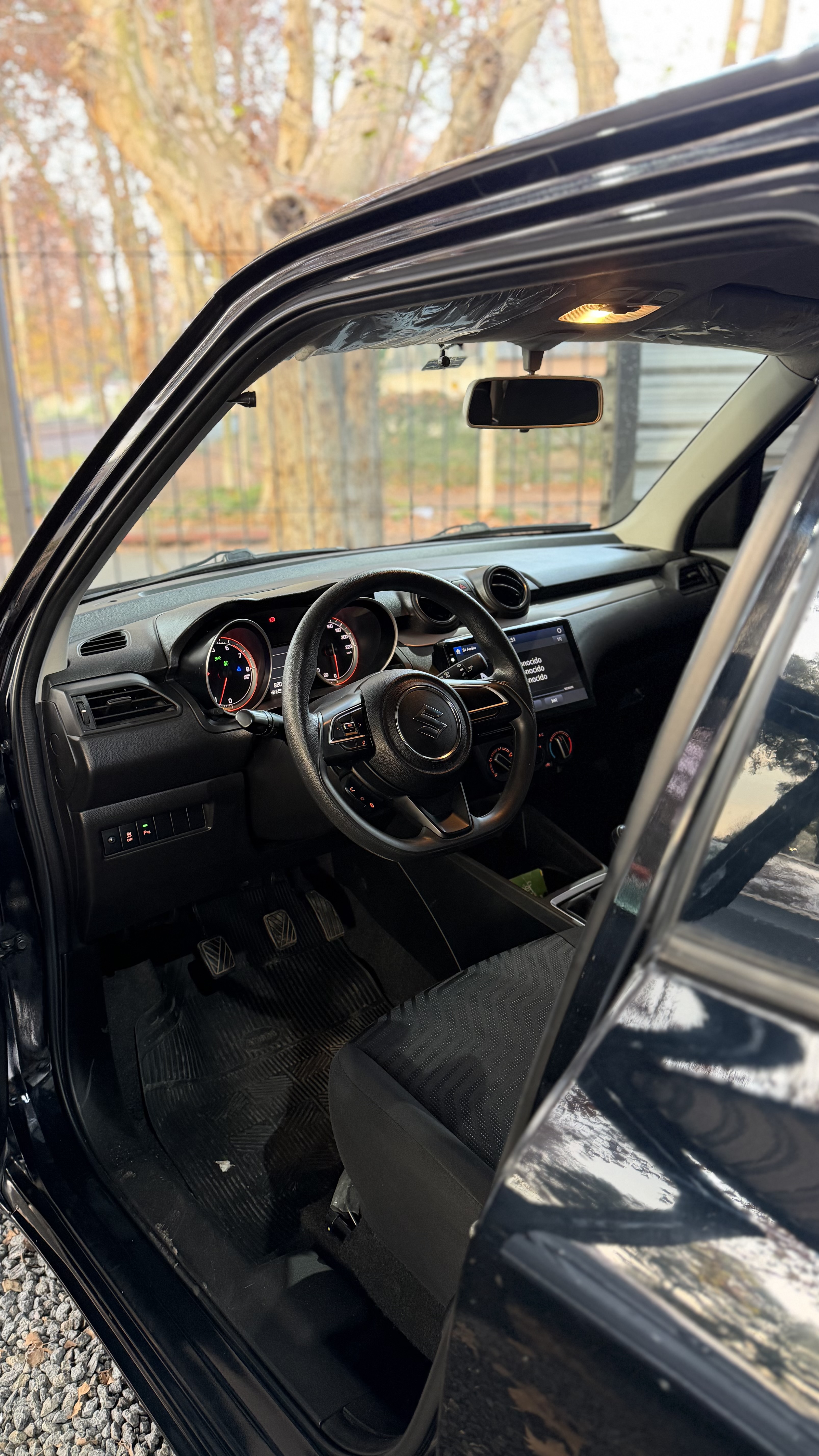 Suzuki Swift foto 8