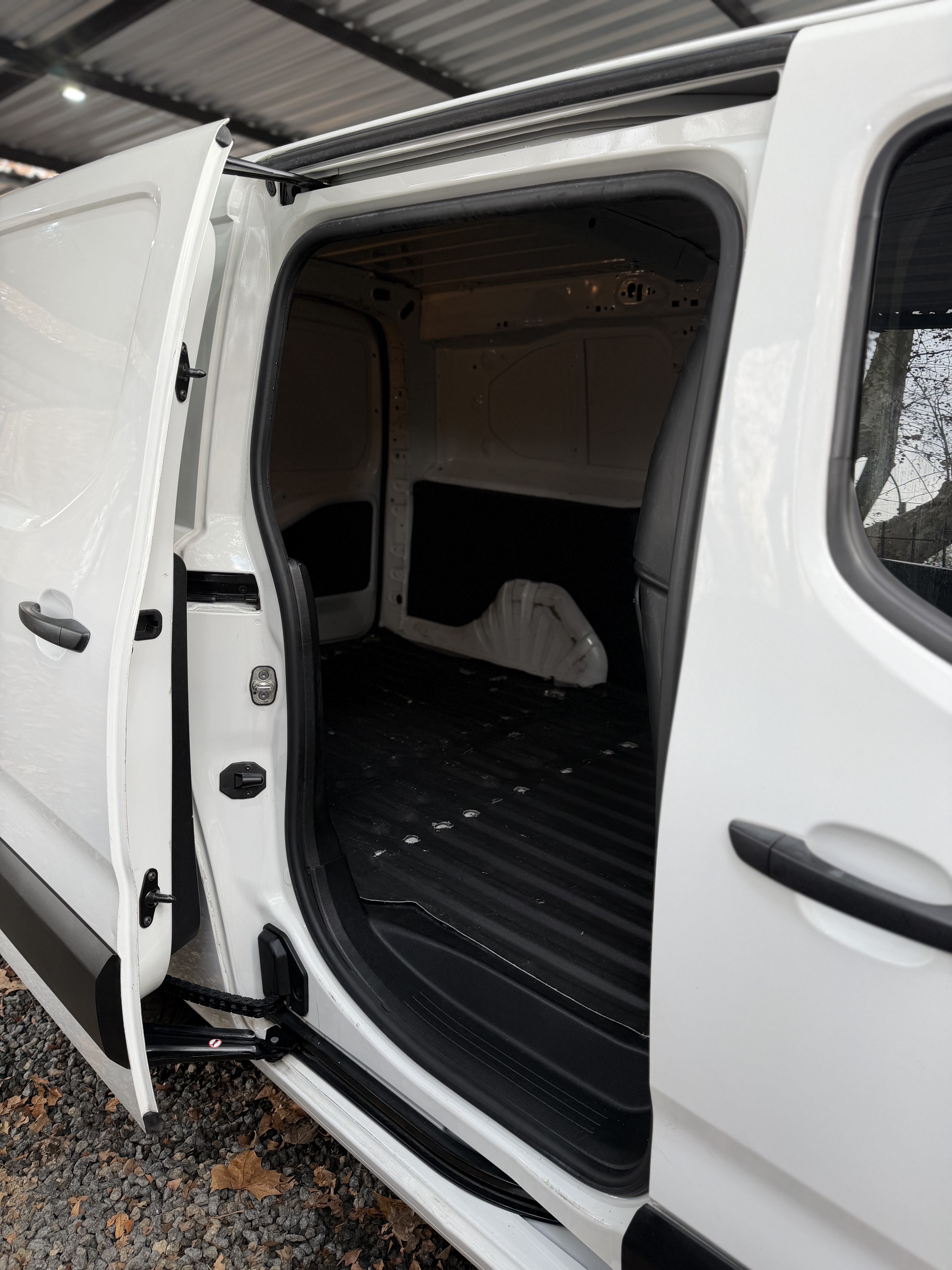 Opel Combo Van foto 9