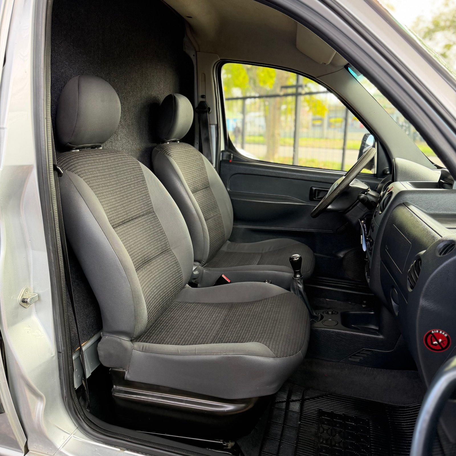 Peugeot Partner foto 6