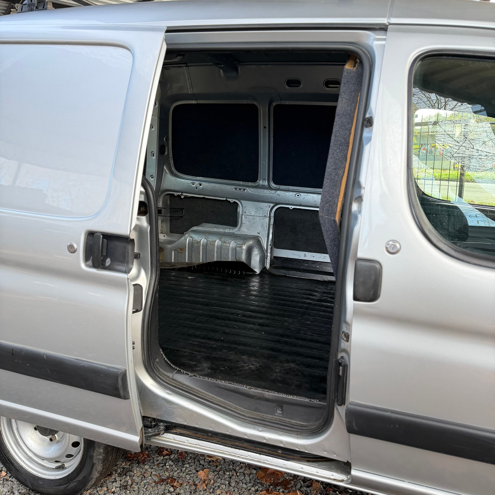 Peugeot Partner foto 10