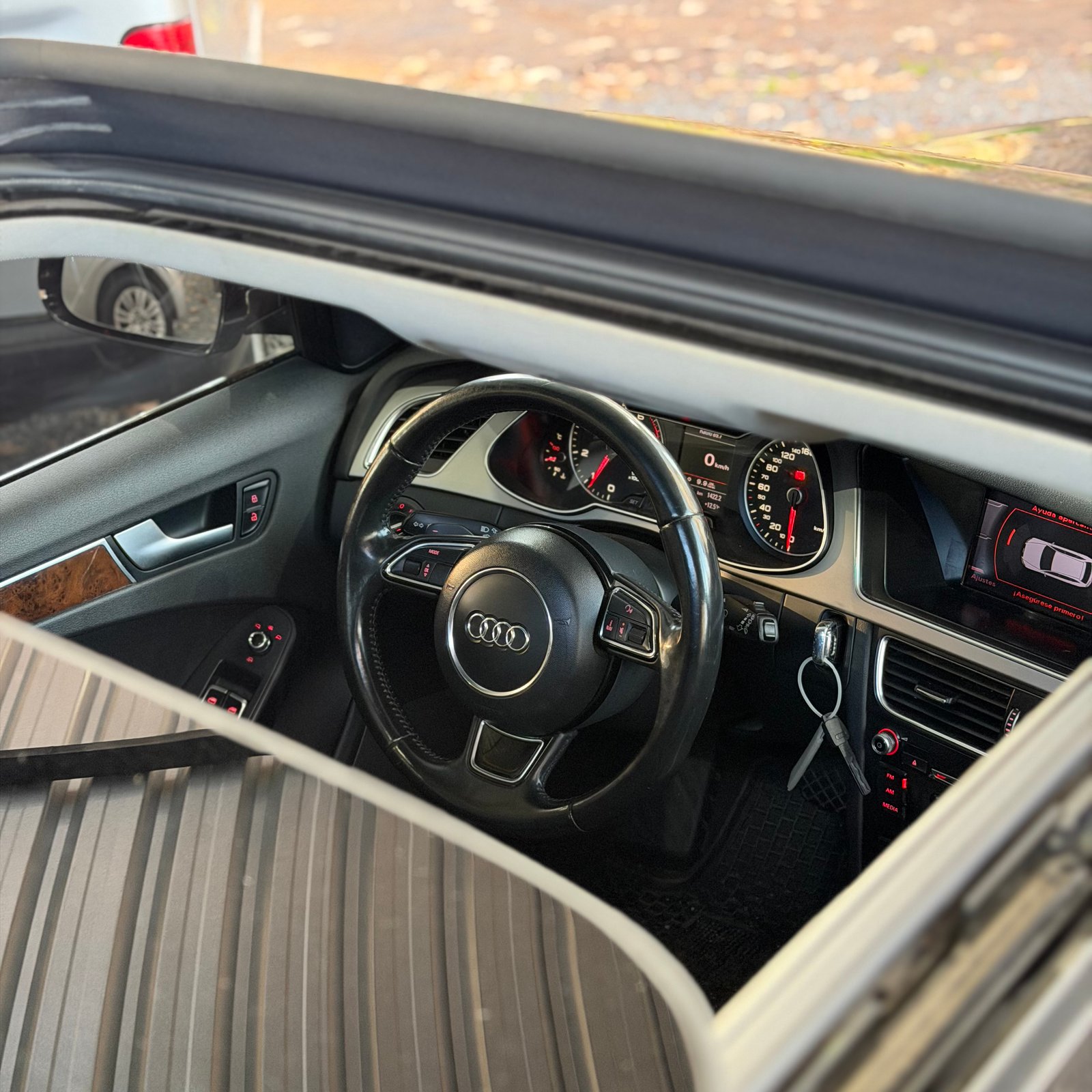Audi A4 foto 13