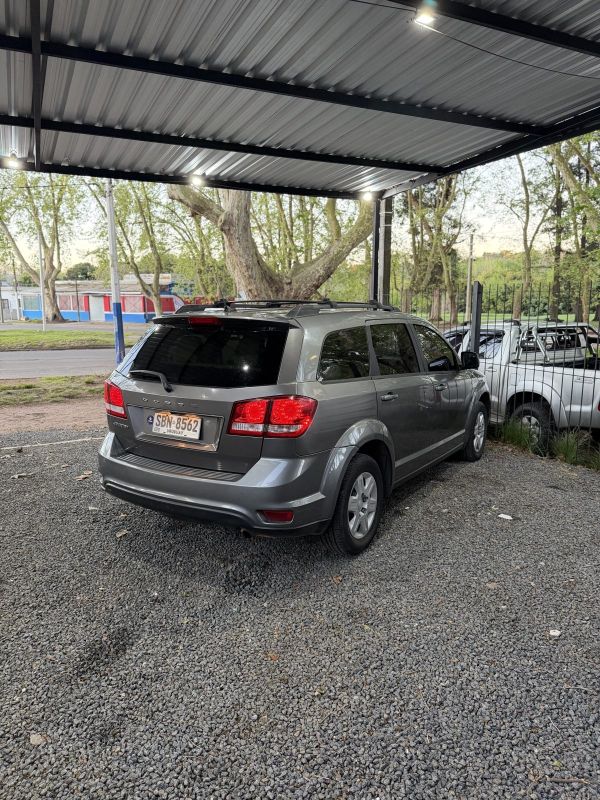 Dodge Journey foto 4