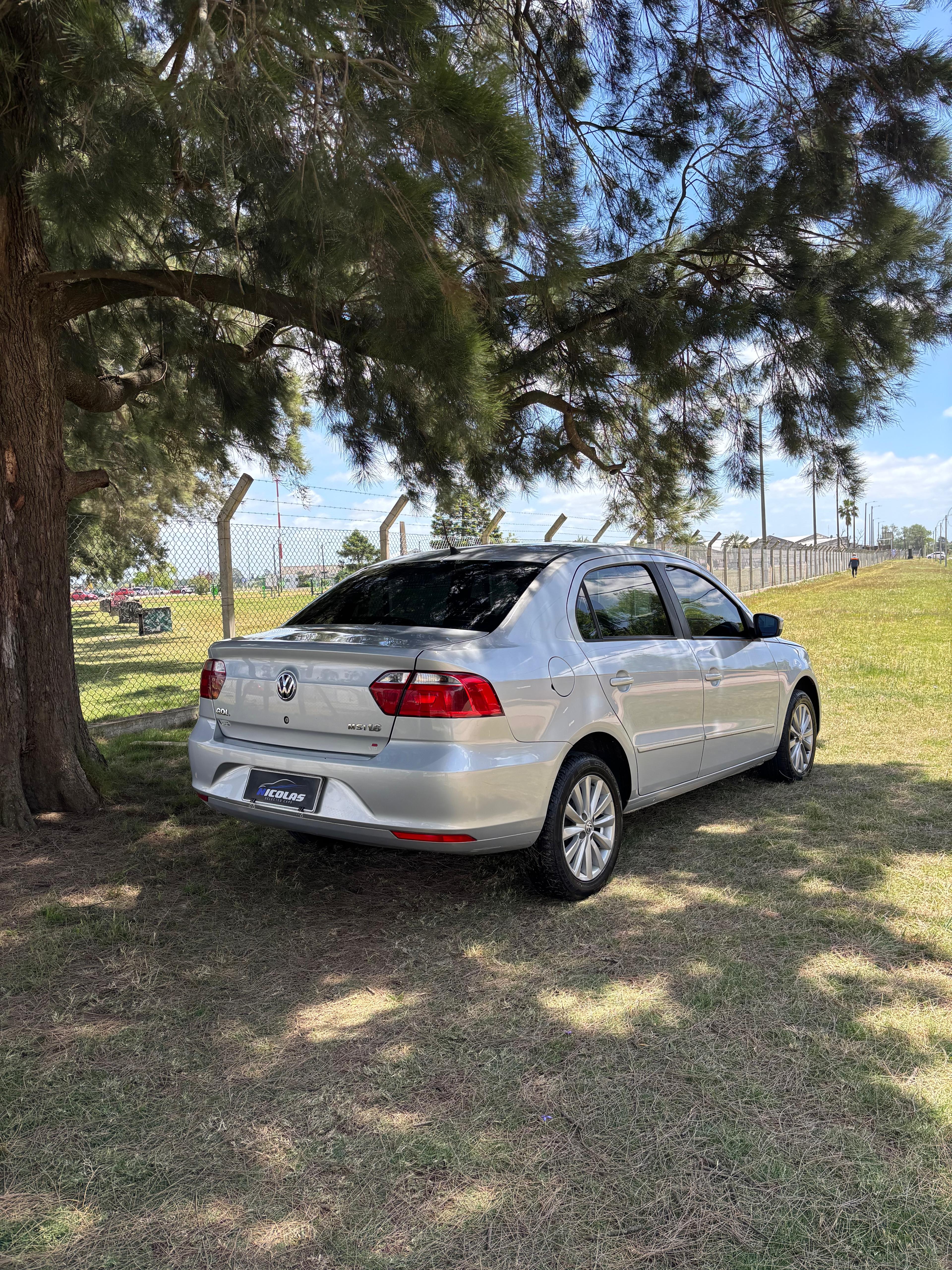 Volkswagen Gol foto 3