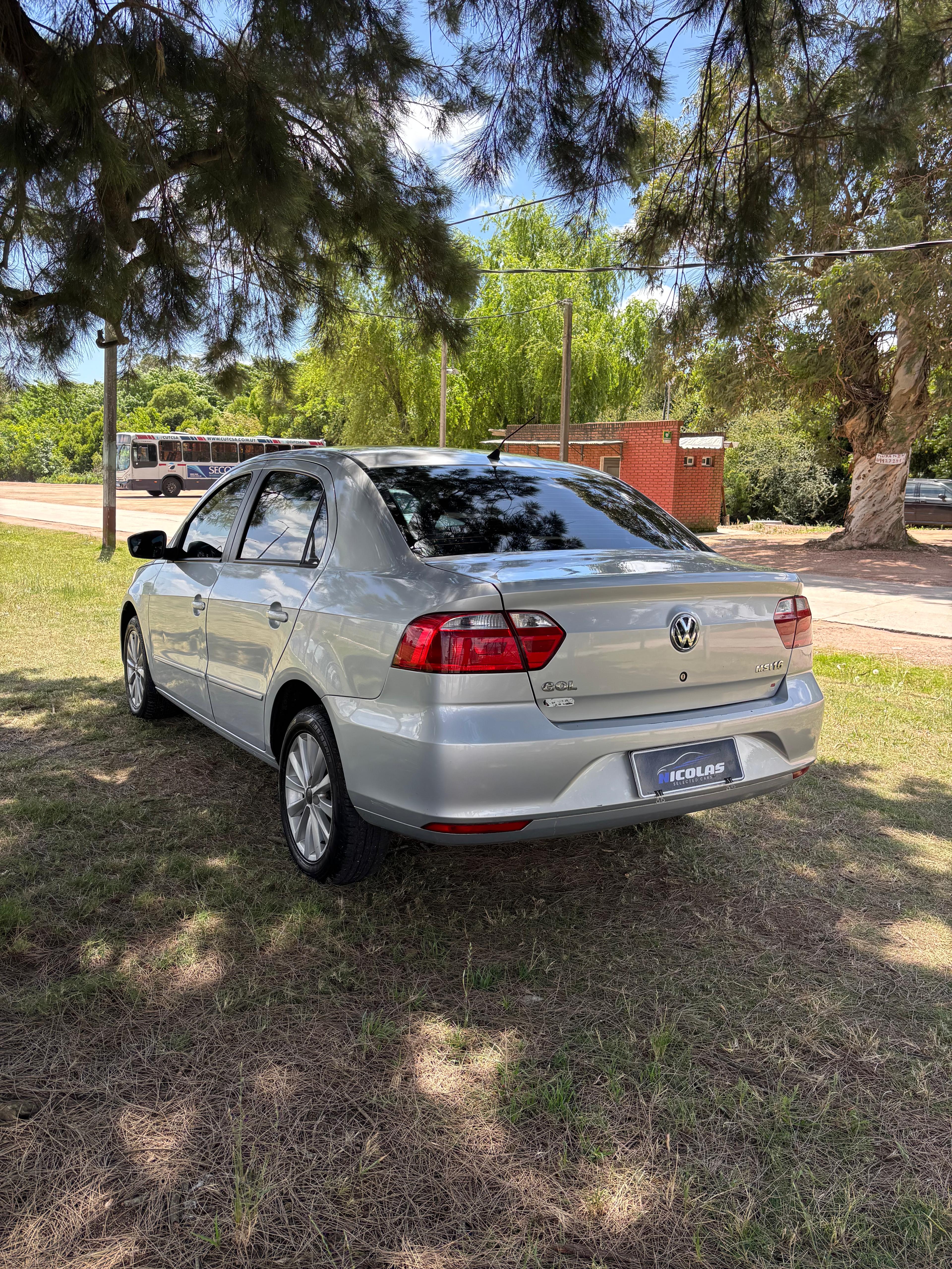 Volkswagen Gol foto 4