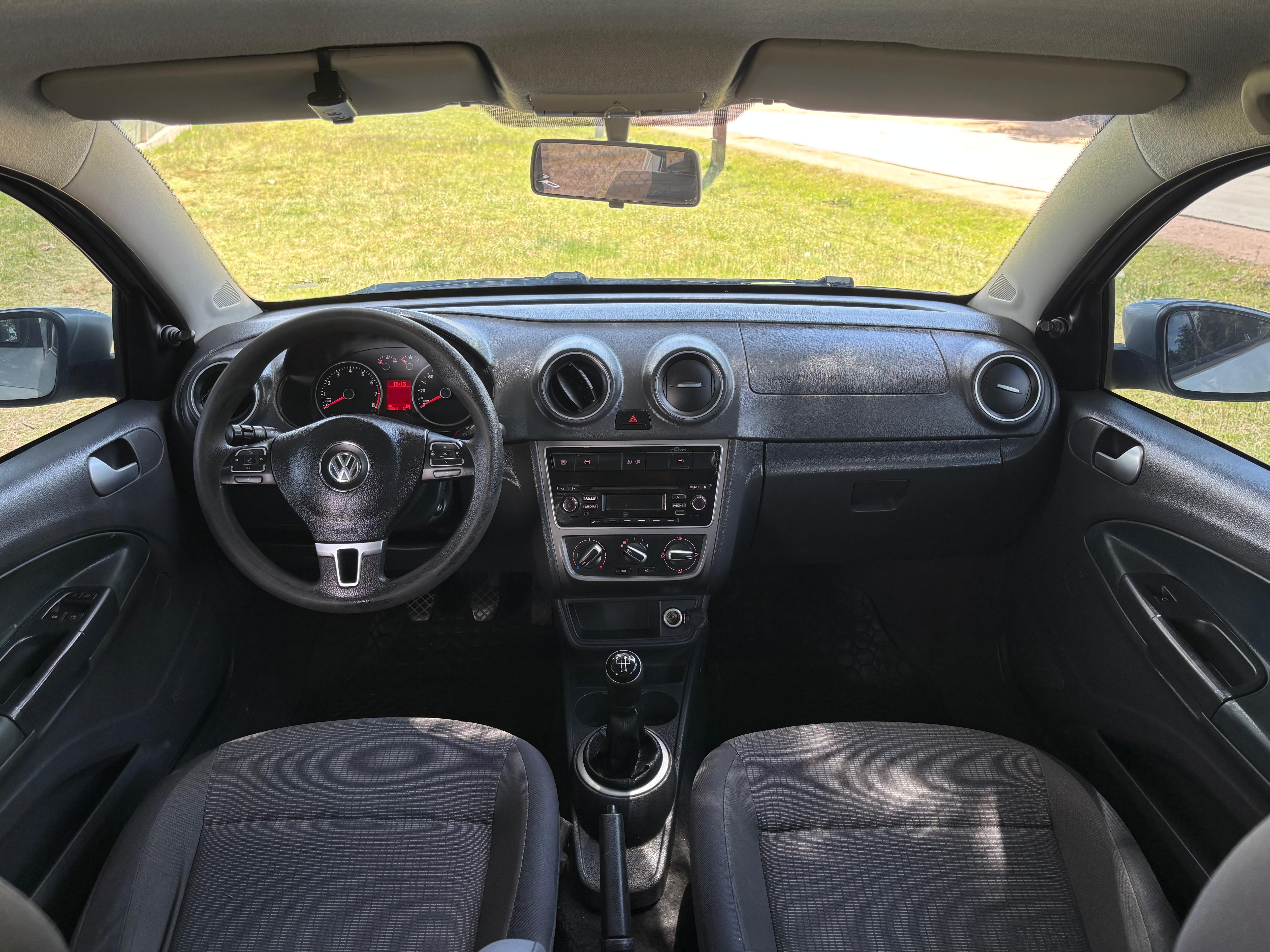 Volkswagen Gol foto 6
