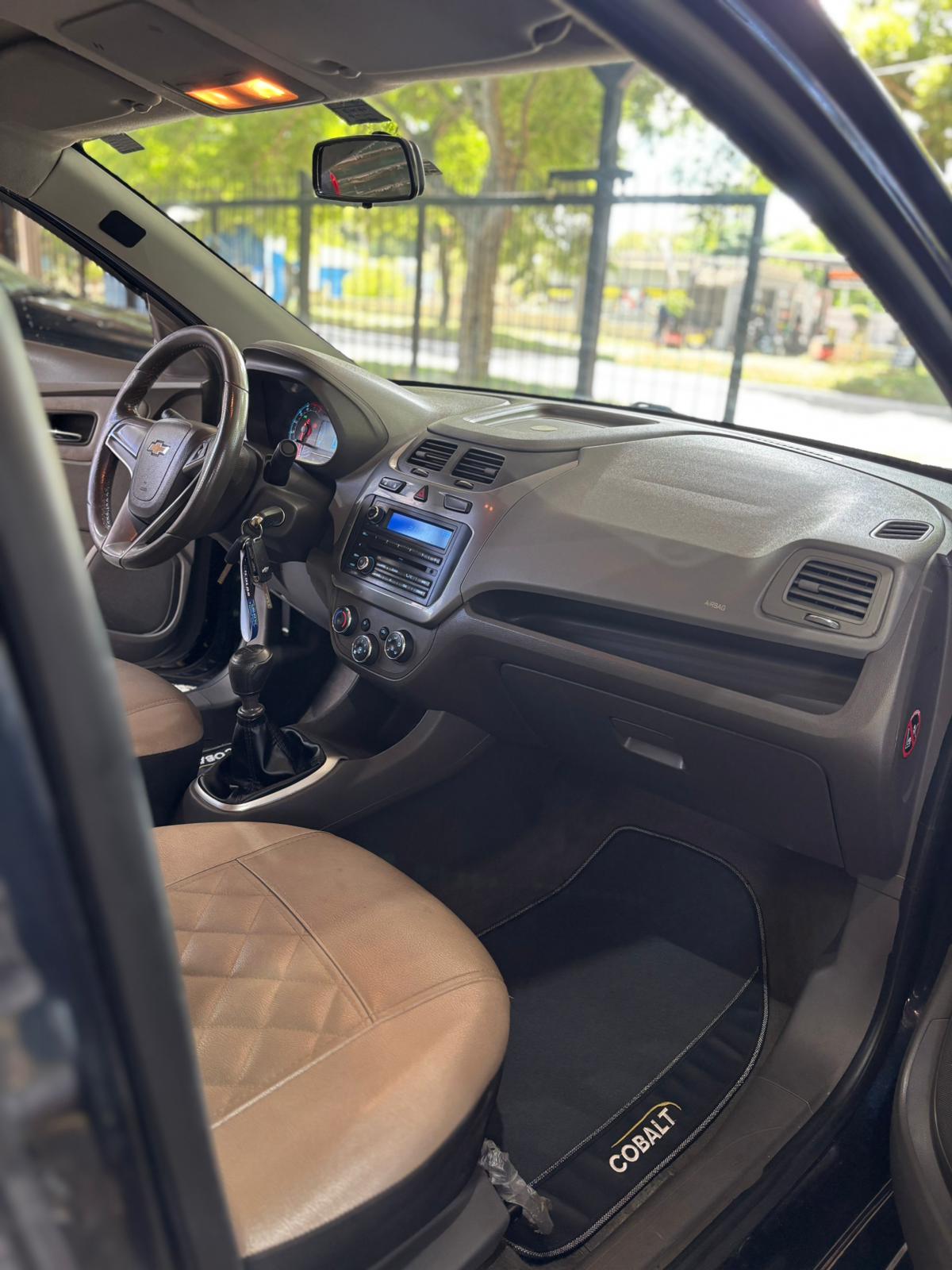 Chevrolet Cobalt foto 9